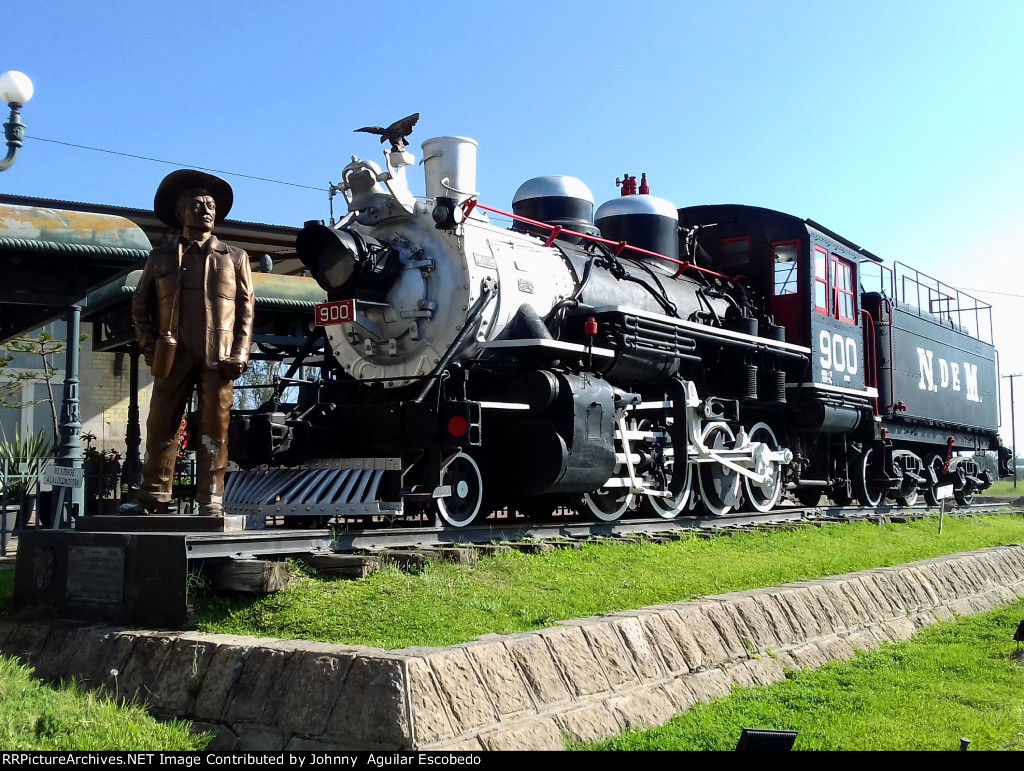 NDEM: Steam Locomotive #900